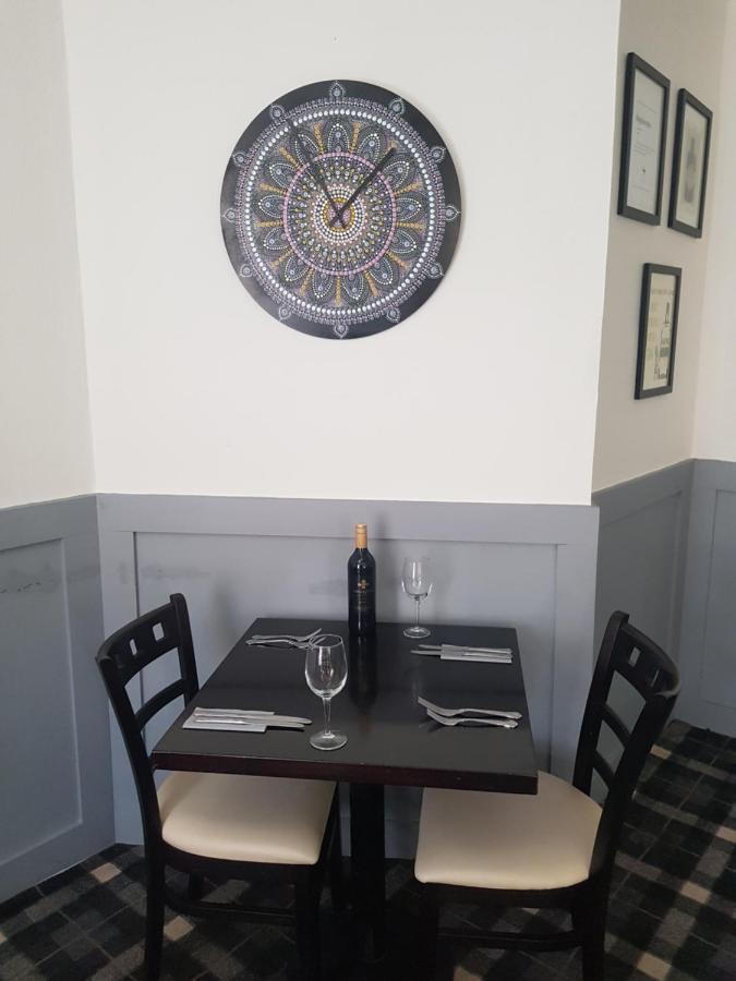 The Old Cross Inn Blairgowrie and Rattray Luaran gambar